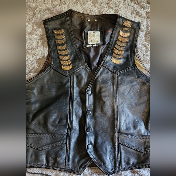Leather Biker vest - Picture 1 of 2